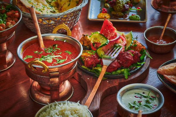 Curry, tandoorigrill og raita